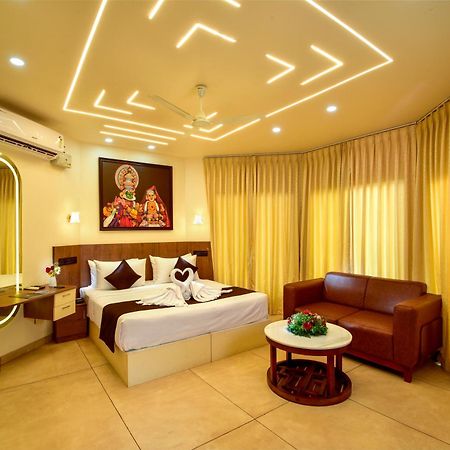 Krishnatheeram Ayur Holy Beach Resorts Varkala Εξωτερικό φωτογραφία