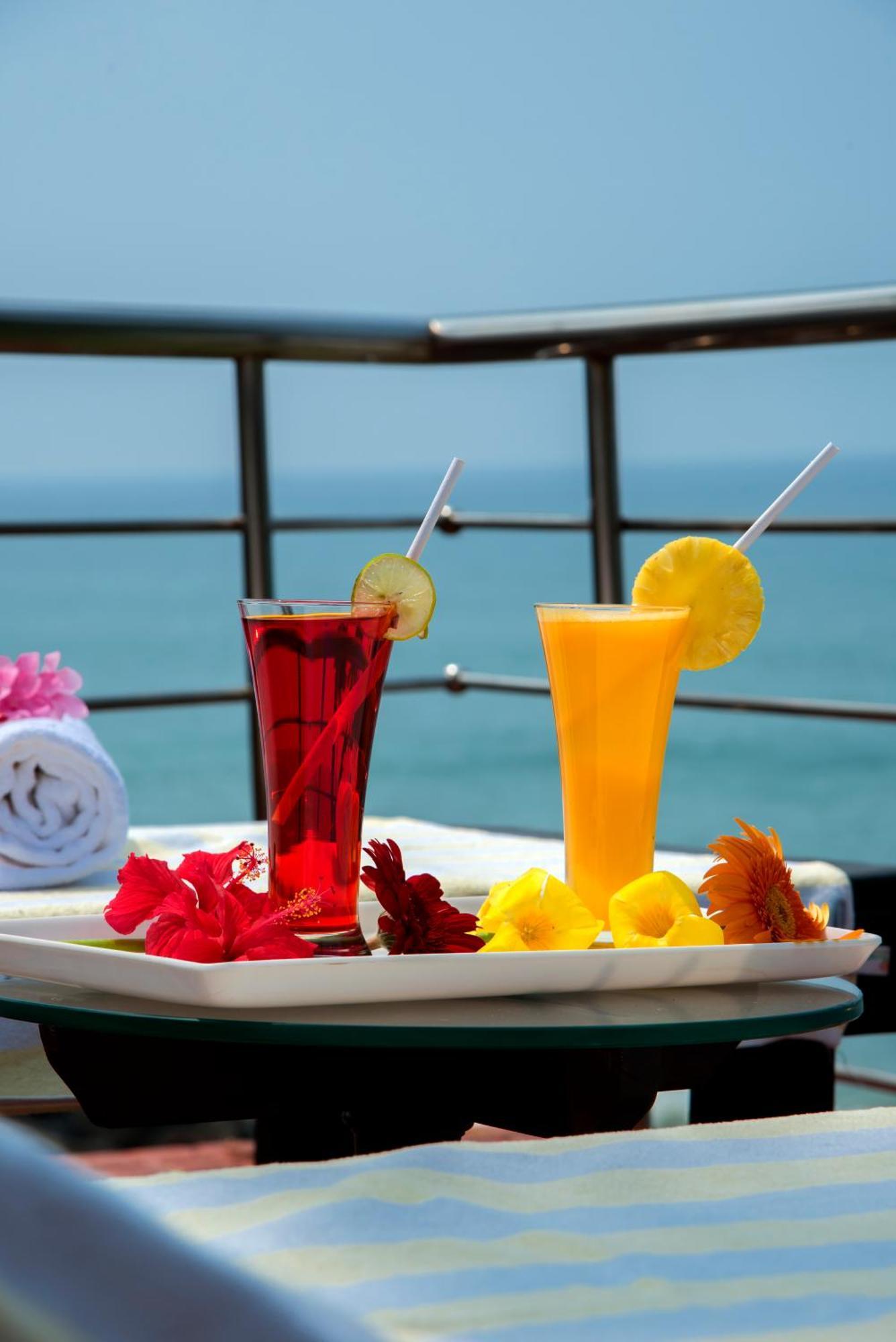 Krishnatheeram Ayur Holy Beach Resorts Varkala Εξωτερικό φωτογραφία