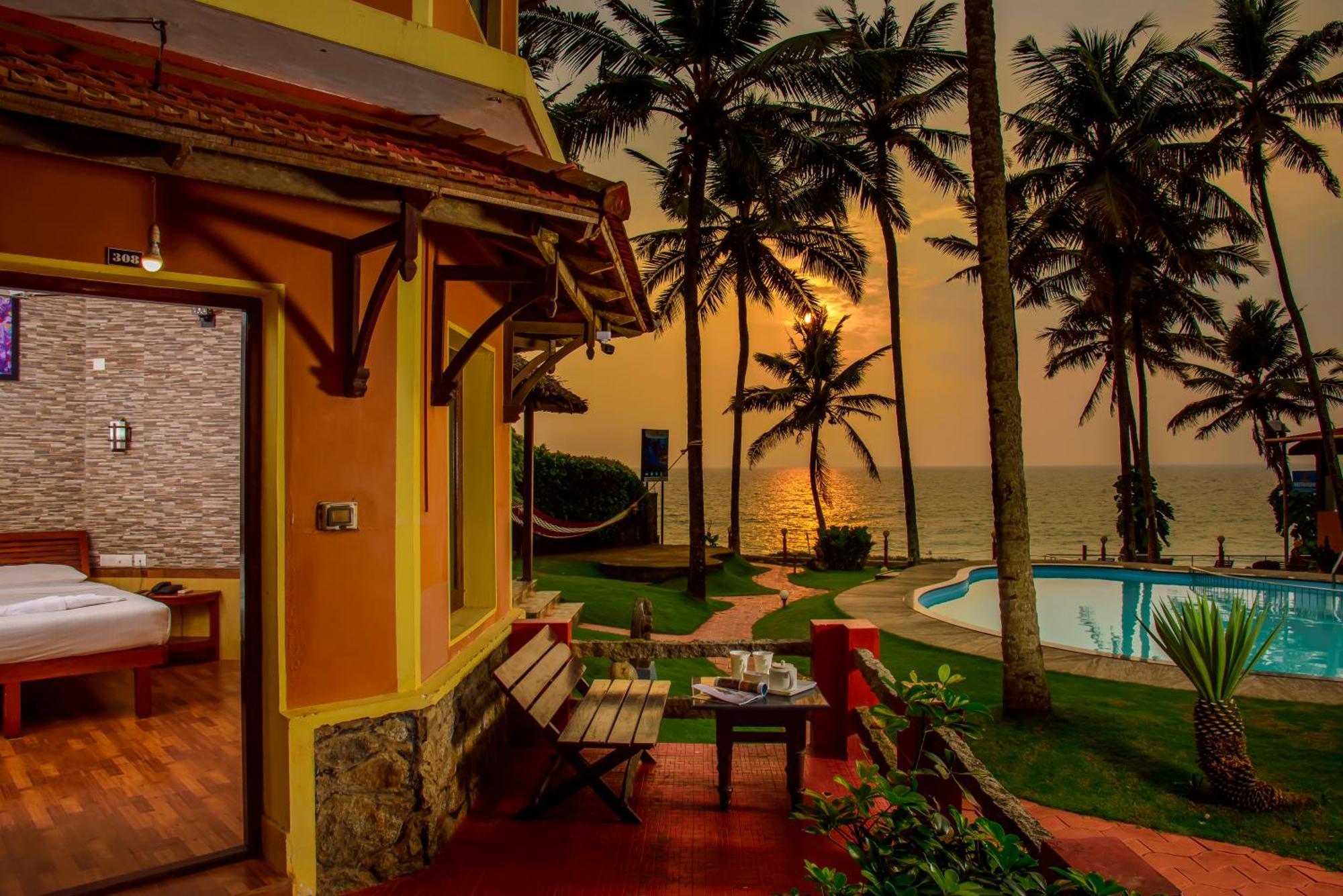 Krishnatheeram Ayur Holy Beach Resorts Varkala Εξωτερικό φωτογραφία