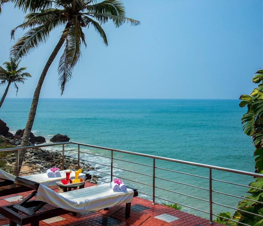 Krishnatheeram Ayur Holy Beach Resorts Varkala Εξωτερικό φωτογραφία